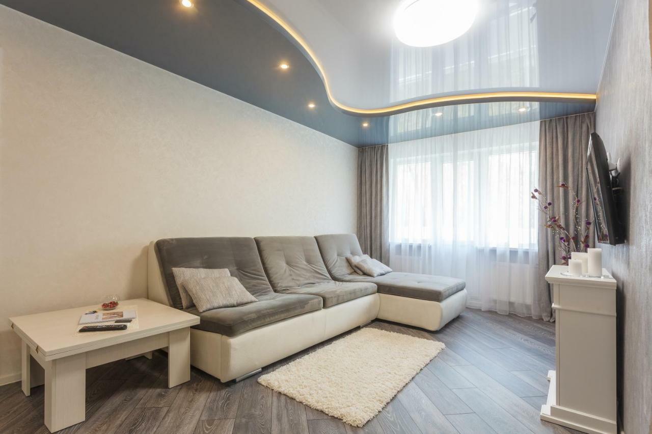 Apartment Dom Kino Minsk Esterno foto